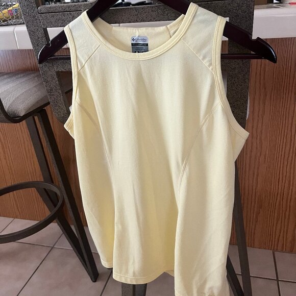 Columbia Titanium Top, never worn - Picture 1 of 8